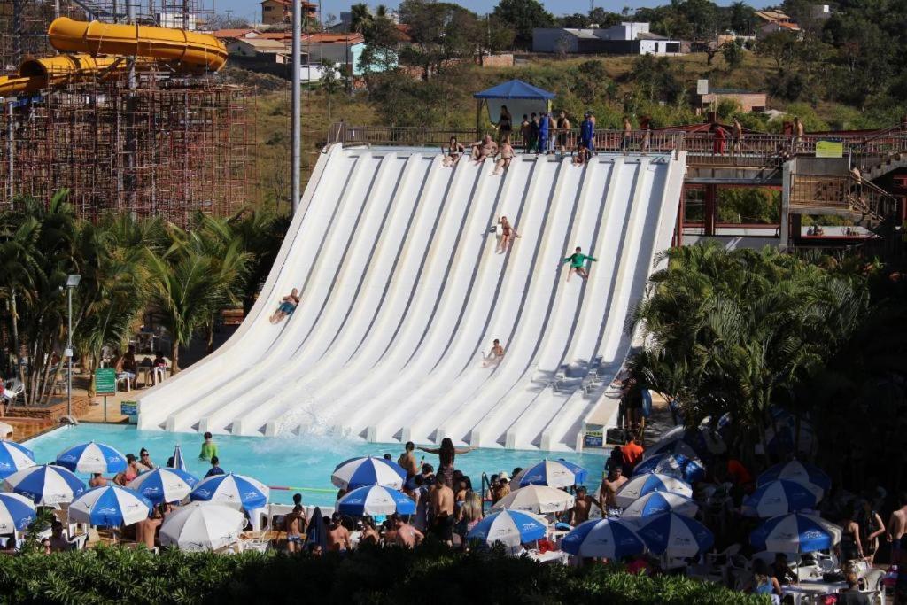 Spazzio Diroma Com Acesso Ao Acqua Park Splash Vulcao G Apartamento Caldas Novas